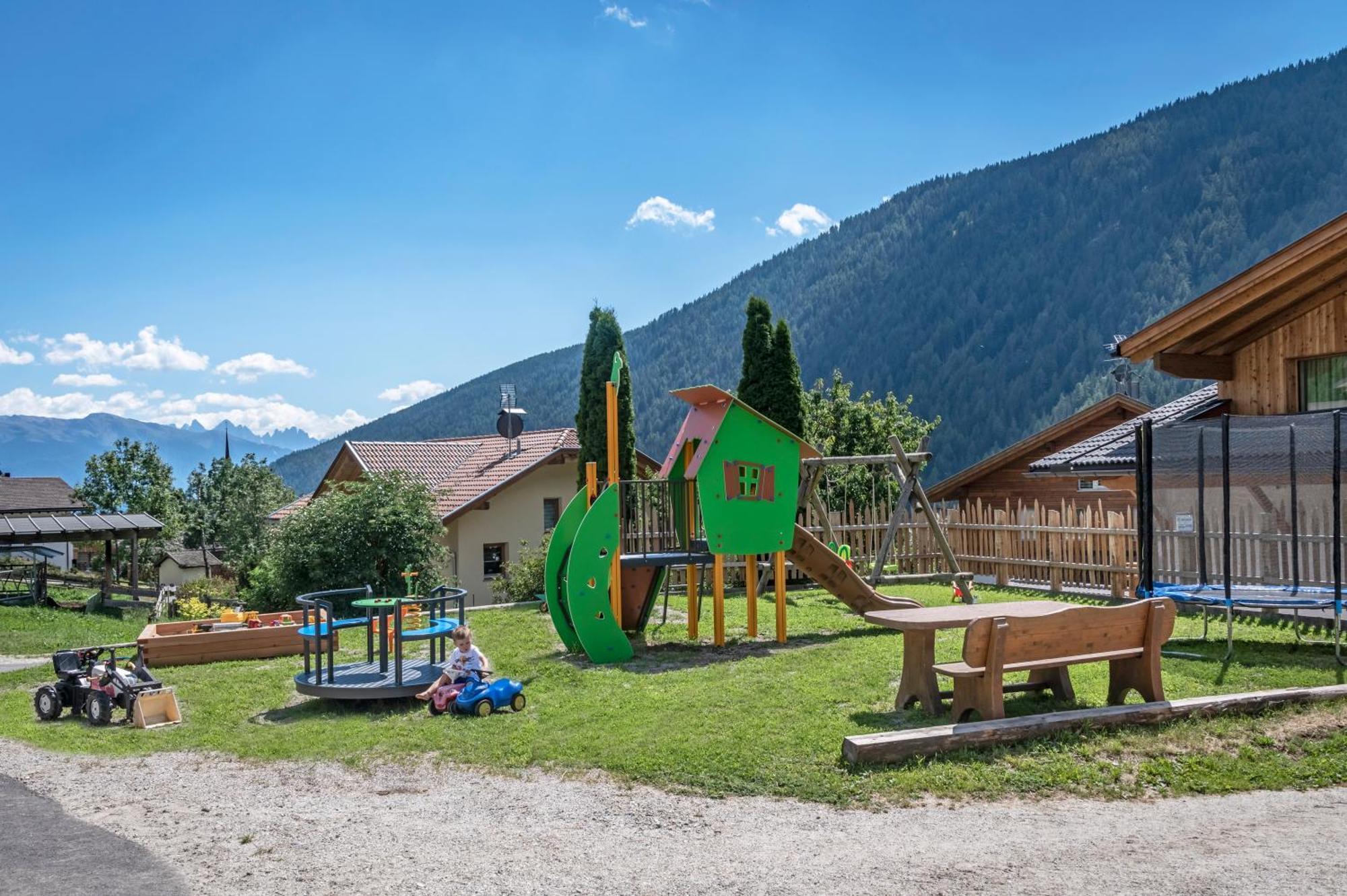 Apartmán Mesnerhof Valles Exteriér fotografie