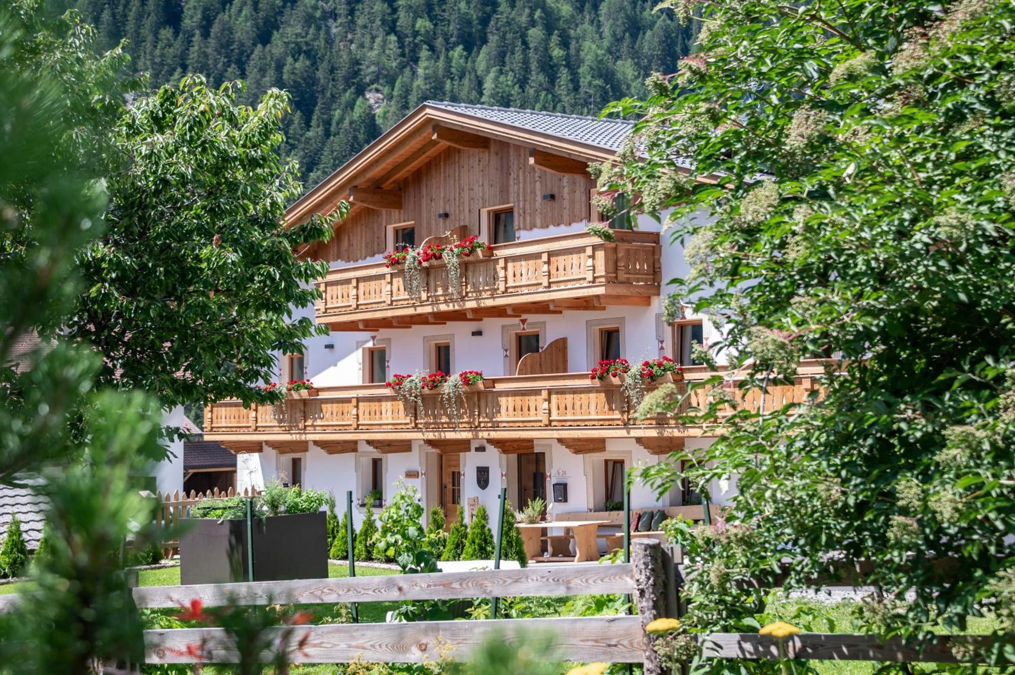 Apartmán Mesnerhof Valles Exteriér fotografie